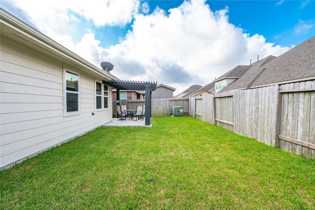 1851 Belle Place, Alvin, TX 77511