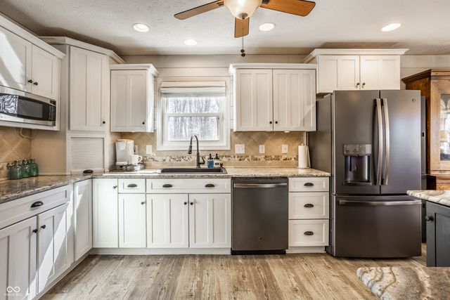 6690 W Hazelrigg Road, Thorntown, IN 46071