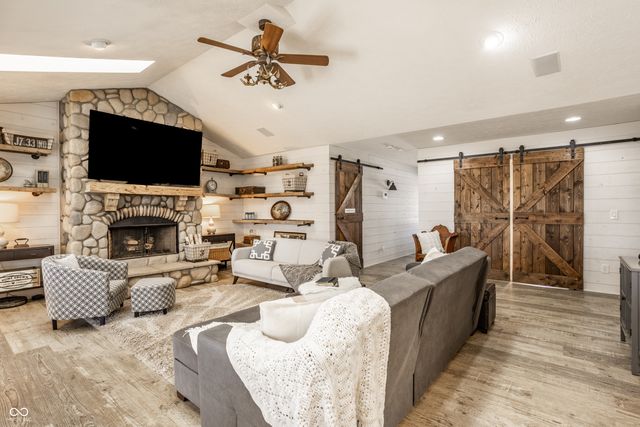 6690 W Hazelrigg Road, Thorntown, IN 46071