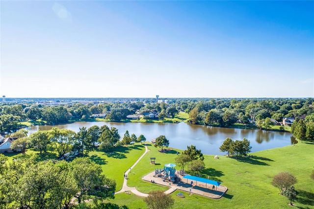 411 Robin Street, Angleton, TX 77515