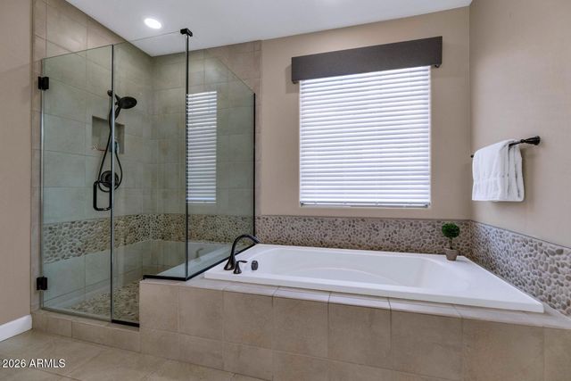 10092 E BELL Road, Scottsdale, AZ 85260