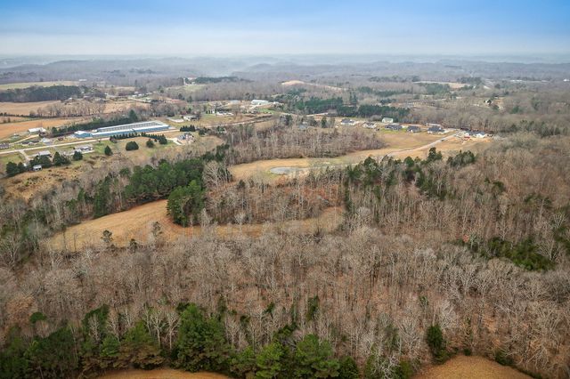 2 Johnson Chapel Rd, Sparta, TN 38583