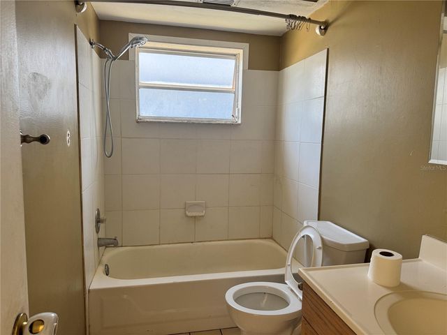 4031 GRAYTON DRIVE, New Port Richey, FL 34652