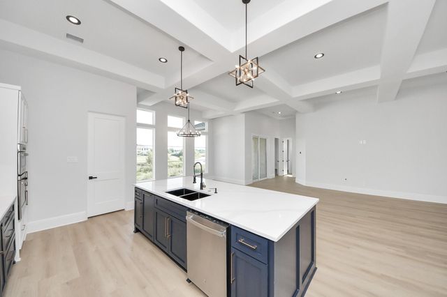 299 Peninsula Point Drive, Montgomery, TX 77356