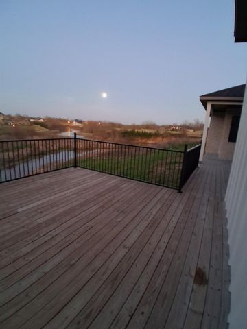 299 Peninsula Point Drive, Montgomery, TX 77356