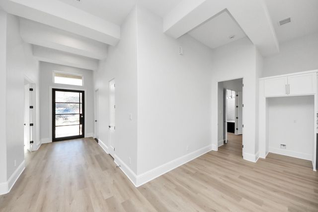 299 Peninsula Point Drive, Montgomery, TX 77356