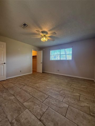 4327 Townes Forest Road, Friendswood, TX 77546