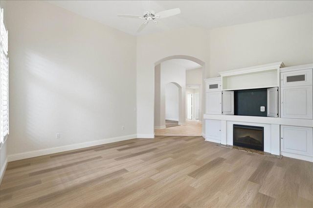 6480 Buckskin Ln, Roseville, CA 95747