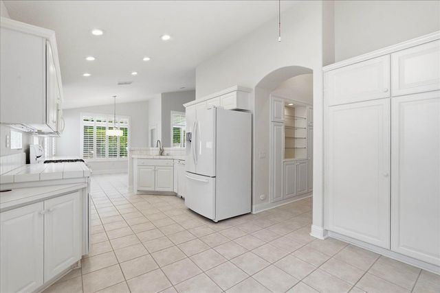 6480 Buckskin Ln, Roseville, CA 95747