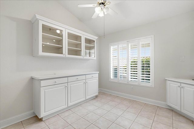 6480 Buckskin Ln, Roseville, CA 95747