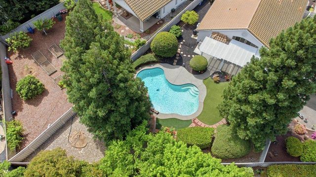 6480 Buckskin Ln, Roseville, CA 95747