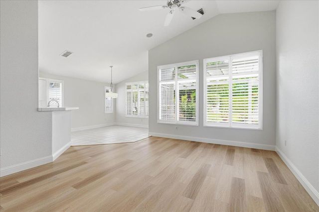 6480 Buckskin Ln, Roseville, CA 95747