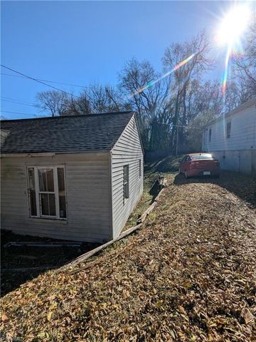 7 N Pine Street, Lexington, NC 27292