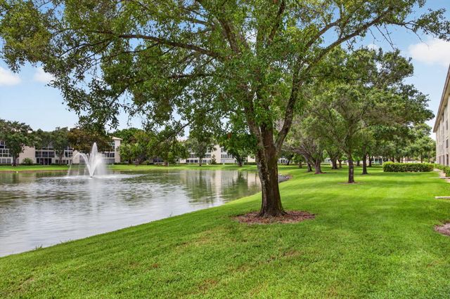 2202 Lucaya Bend B1, Coconut Creek, FL 33066