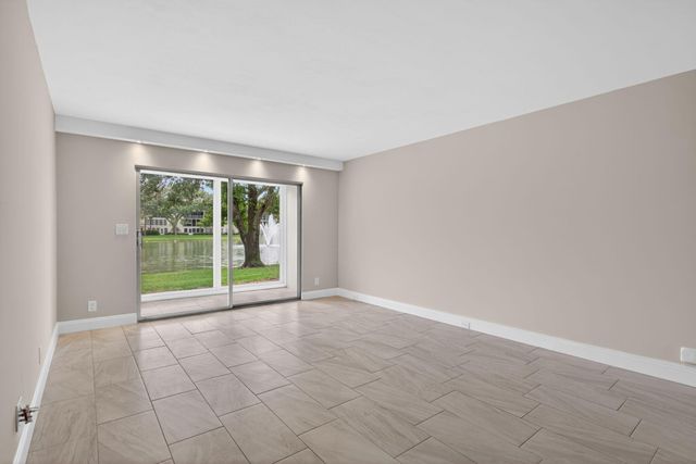 2202 Lucaya Bend B1, Coconut Creek, FL 33066