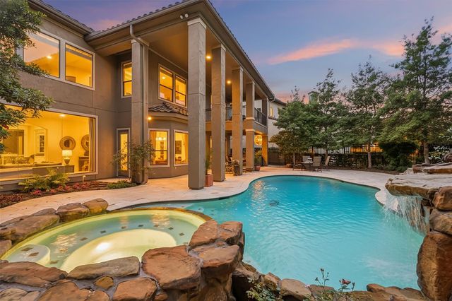 19 Miramar Heights Circle, Sugar Land, TX 77479