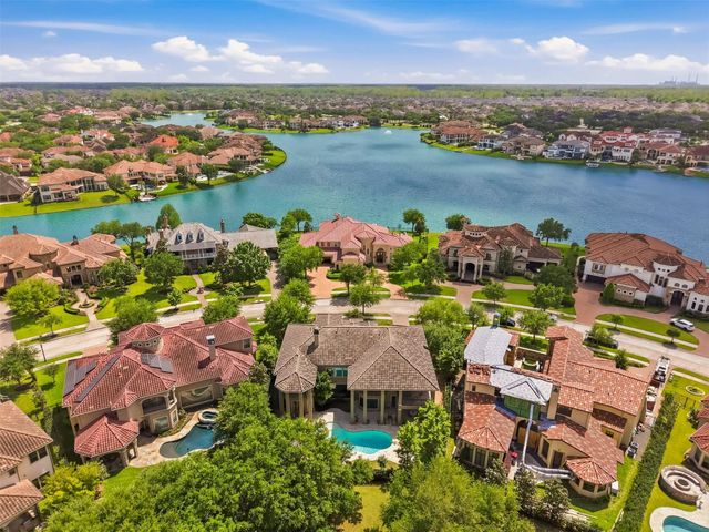 19 Miramar Heights Circle, Sugar Land, TX 77479