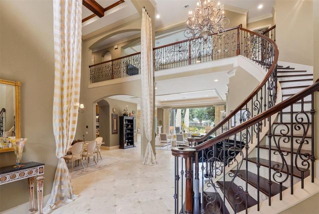19 Miramar Heights Circle, Sugar Land, TX 77479