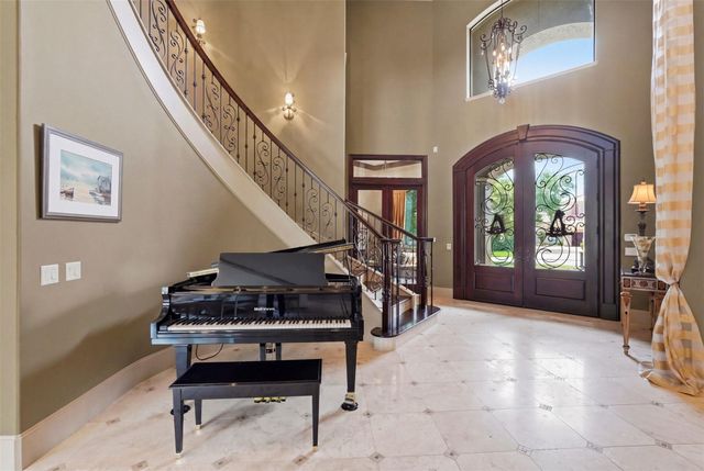 19 Miramar Heights Circle, Sugar Land, TX 77479