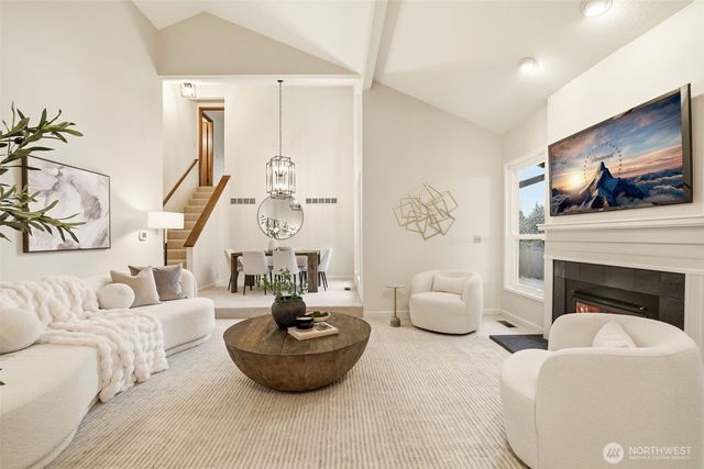 19421 68th Avenue NE, Kenmore, WA 98028