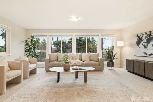 19421 68th Avenue NE, Kenmore, WA 98028