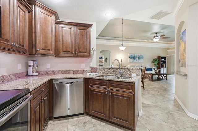 12710 SW LAKE SIDE DRIVE, Lake Suzy, FL 34269