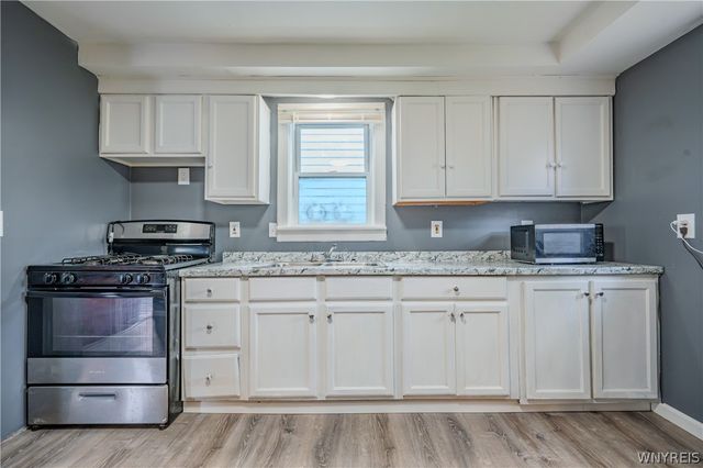 212 East Street, Buffalo, NY 14207