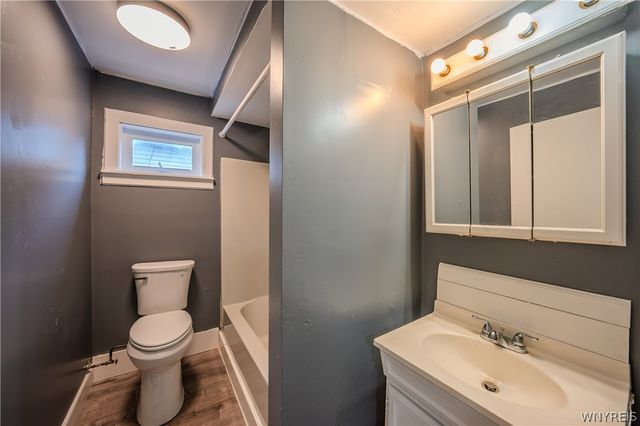 212 East Street, Buffalo, NY 14207