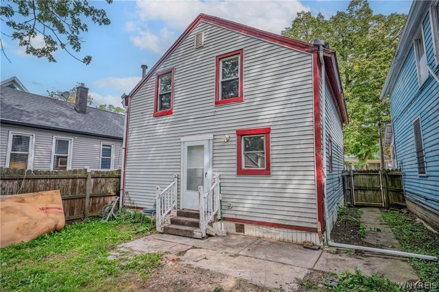 212 East Street, Buffalo, NY 14207