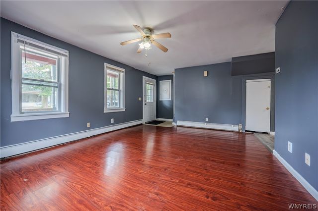 212 East Street, Buffalo, NY 14207