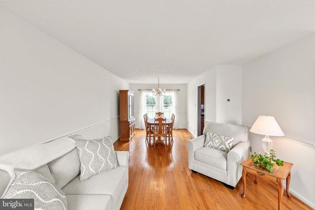 104 COOPWORTH CT, Stephens City, VA 22655