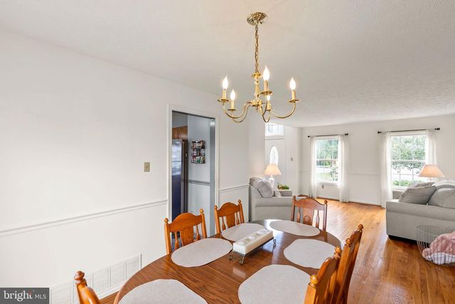 104 COOPWORTH CT, Stephens City, VA 22655