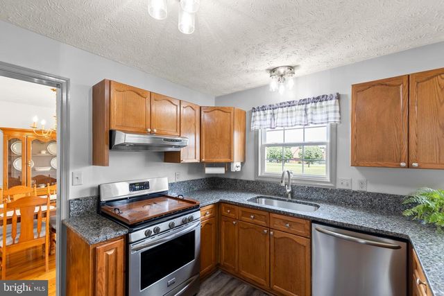 104 COOPWORTH CT, Stephens City, VA 22655