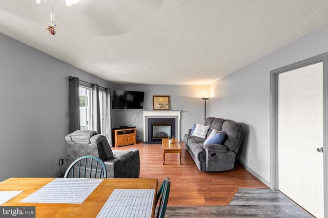 104 COOPWORTH CT, Stephens City, VA 22655