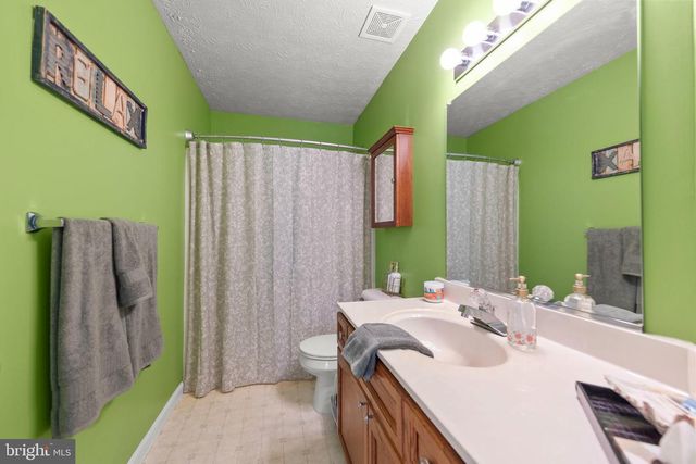 104 COOPWORTH CT, Stephens City, VA 22655