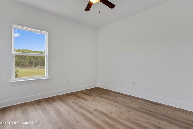 8701 Old Spanish Trail, 102, Ocean Springs, MS 39564