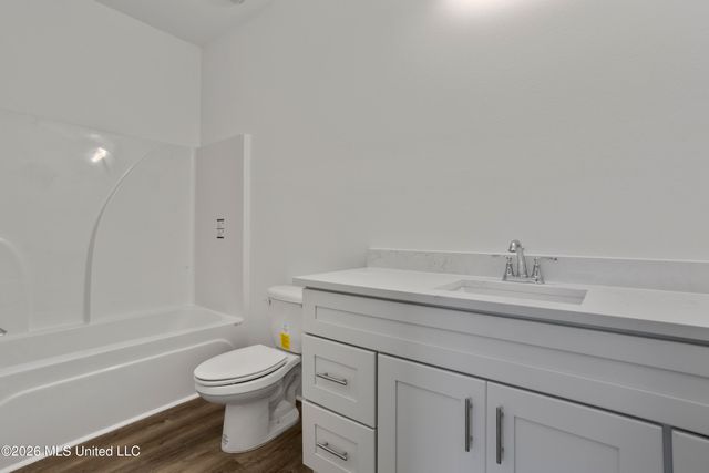 8701 Old Spanish Trail, 102, Ocean Springs, MS 39564