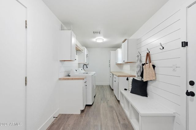 3440 E CORTEZ Street, Phoenix, AZ 85028