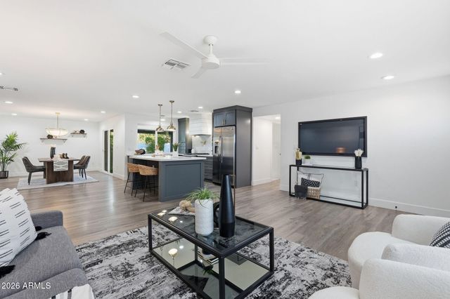 3440 E CORTEZ Street, Phoenix, AZ 85028