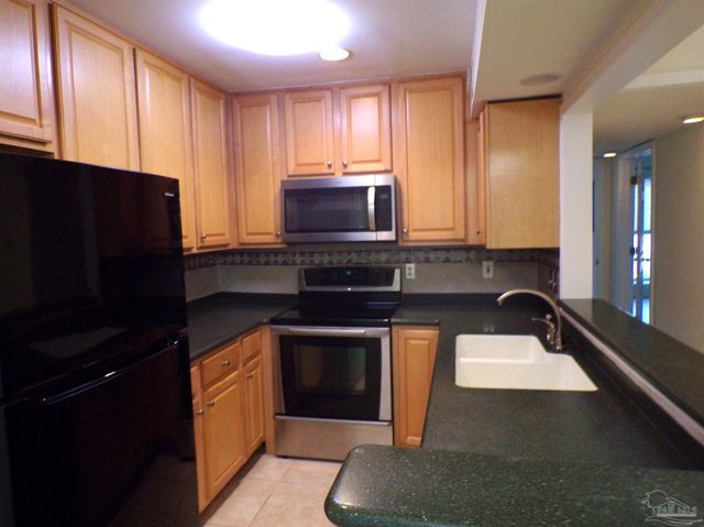 710 Scenic Hwy 202, Pensacola, FL 32503