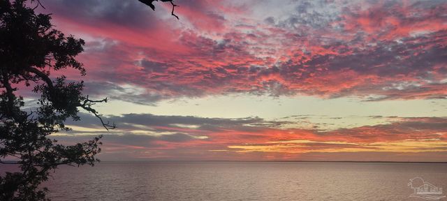 710 Scenic Hwy 202, Pensacola, FL 32503