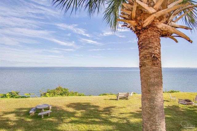 710 Scenic Hwy 202, Pensacola, FL 32503