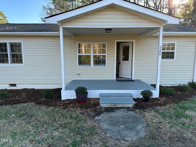 726 Thompson Street, Pittsboro, NC 27312