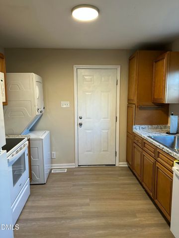 726 Thompson Street, Pittsboro, NC 27312