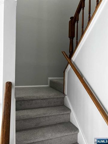 678 Plum Terrace, Mahwah, NJ 07430