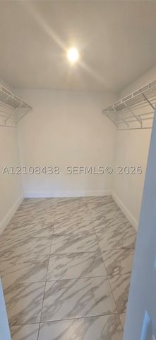 7320 NW 85th Ct 102, Tamarac, FL 33321