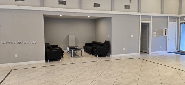 7320 NW 85th Ct 102, Tamarac, FL 33321