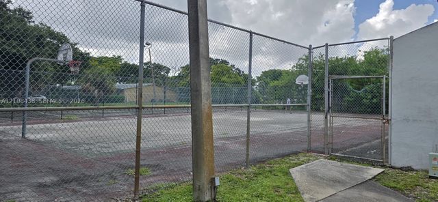 7320 NW 85th Ct 102, Tamarac, FL 33321