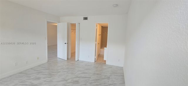7320 NW 85th Ct 102, Tamarac, FL 33321