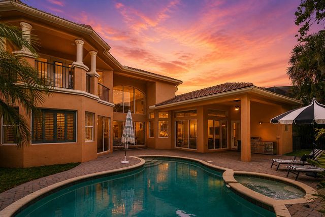 544 Edgebrook Lane, West Palm Beach, FL 33411